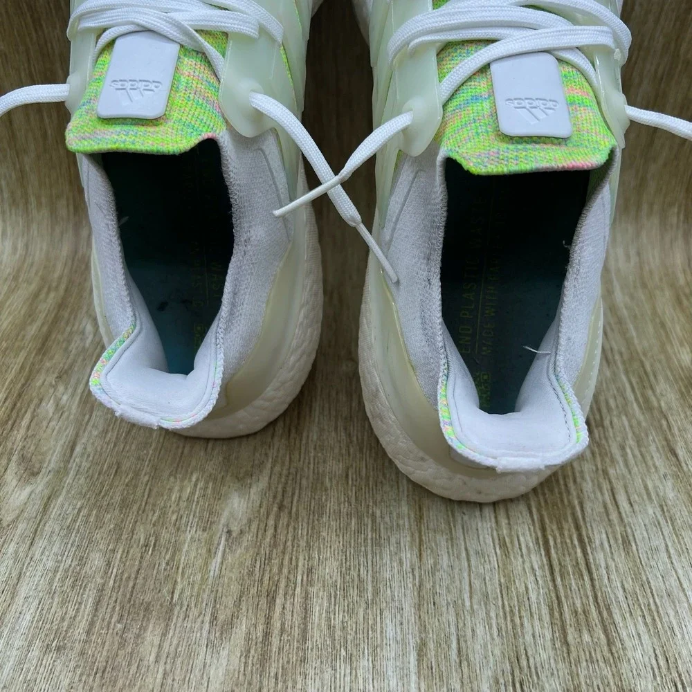 adidas ultraboost 22